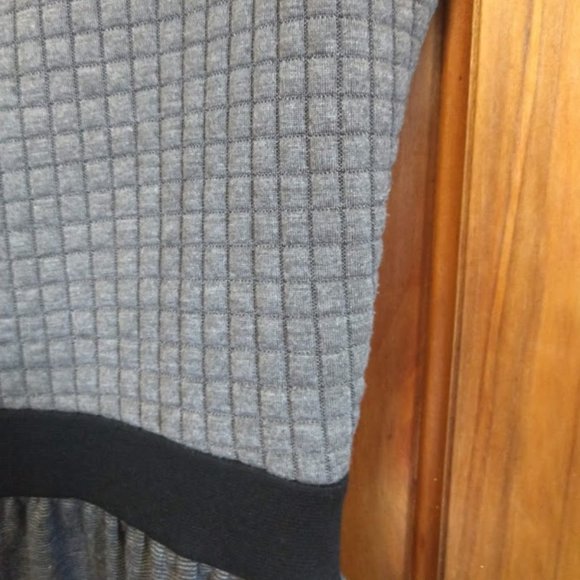 Xhilaration grey tufted square fit and flare dress - Picture 4 of 5